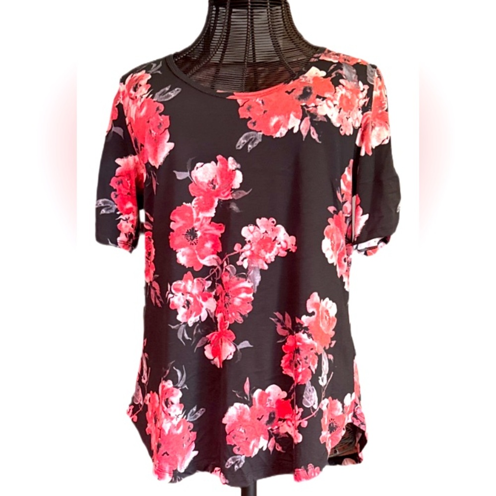 LuLaRoe floral top